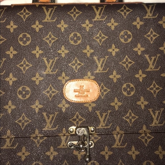 Authentic Louis Vuitton Briefcase/Computer Bag - Picture 2 of 6